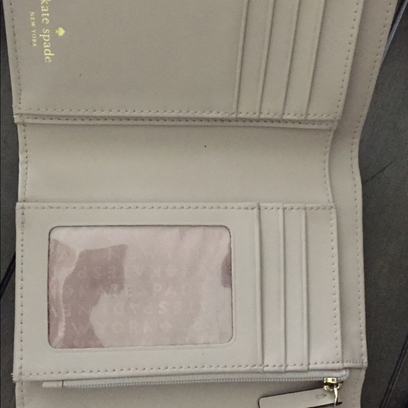Kate Spade Wallet - Picture 3 of 6